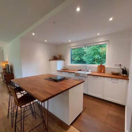 Holiday home Pure, Maison Au Calme A 10 Min Du Centre Quimper