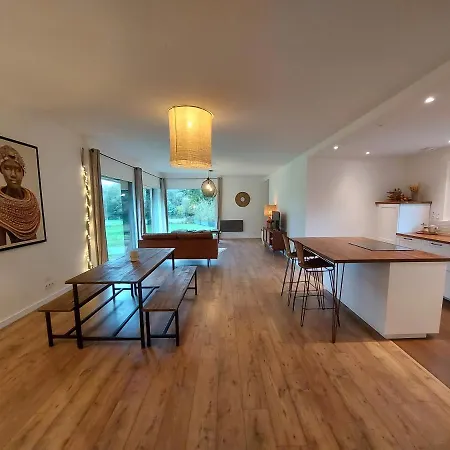 Holiday home Pure, Maison Au Calme A 10 Min Du Centre *